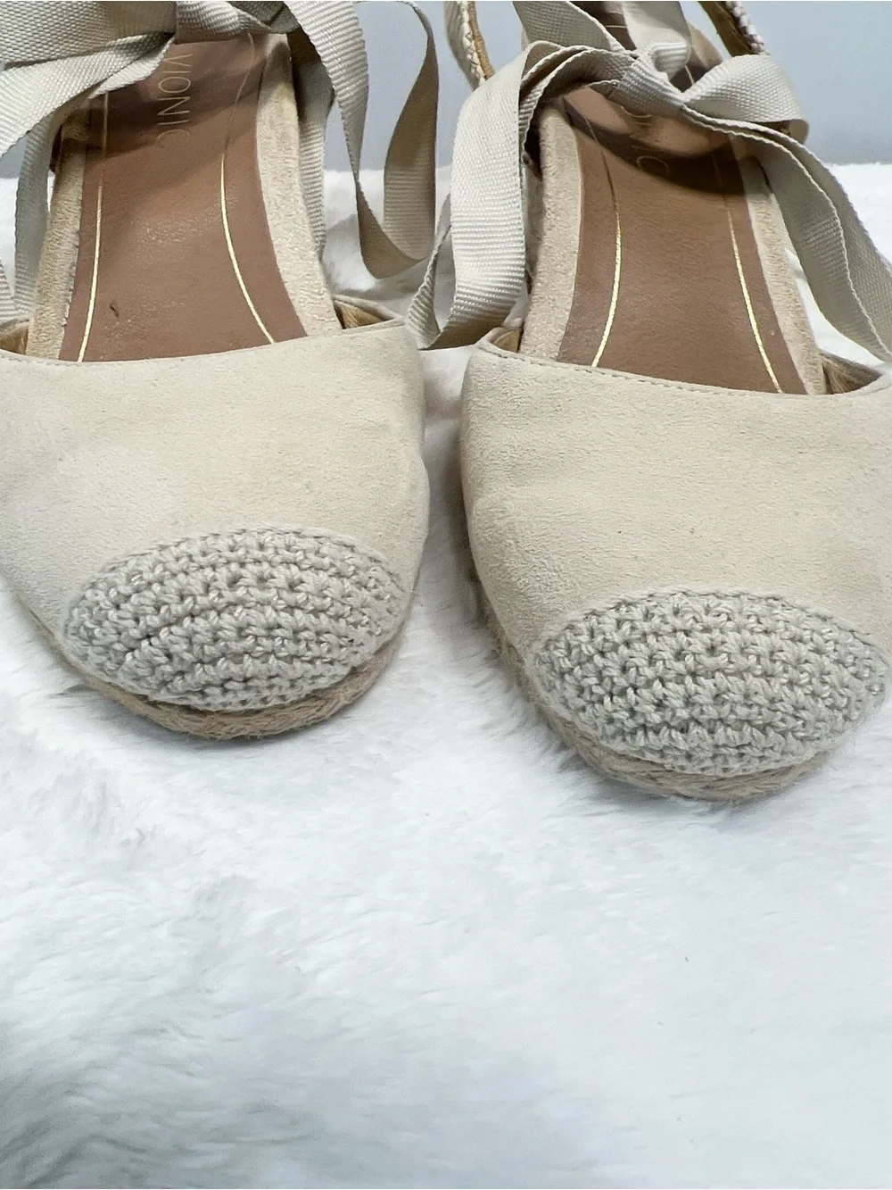 Vionic Aruba Maris Lace-Up Cream Espadrille Wedge Sandals with Ankle Tie sz 7